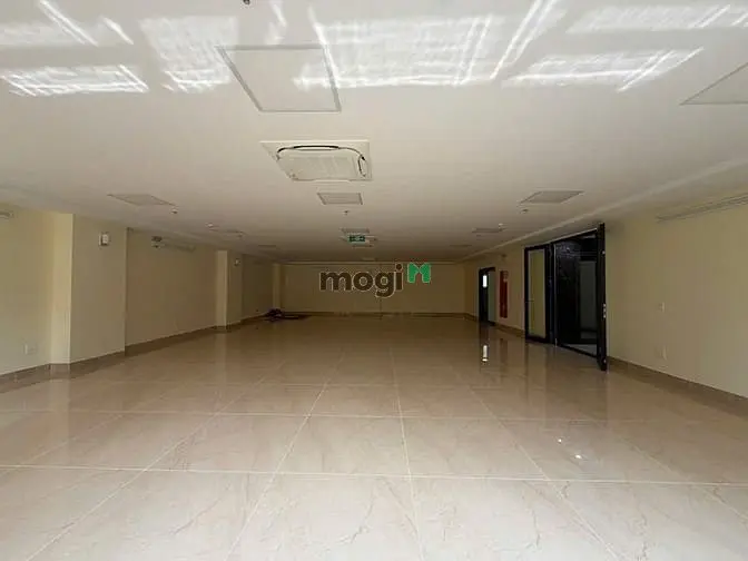 Cho Thuê Toà Văn Phòng Mặt Phố Vương Thừa Vũ - Thanh Xuân- Dt 200M2