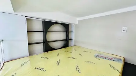 Cho Thuê Duplex Có Nội Thất Gần Hàng Xanh, Đường Xô Viết Nghệ Tĩnh, Quận Bình Thạnh