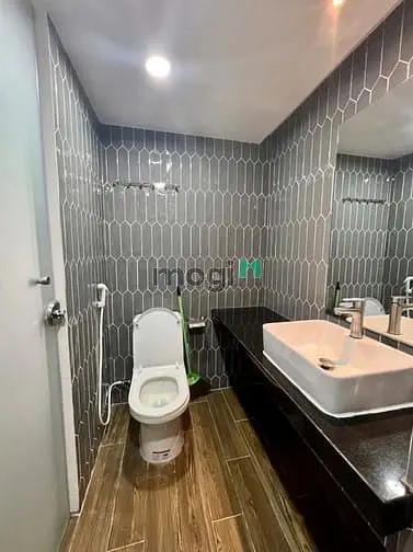 🏡Cho Thuê Căn Hộ 1Pn_Ban Công_Máy Giặt Riêng_Thang Máy_Hầm Xe🏡