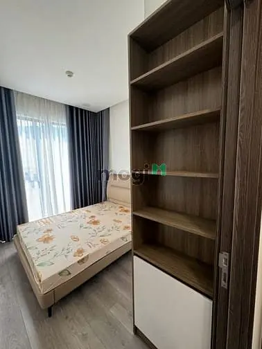 Cho Thuê Căn 2Pn 2Wc 86M2 Full Nội Thất Diamond Centery View Hồ Bơi
