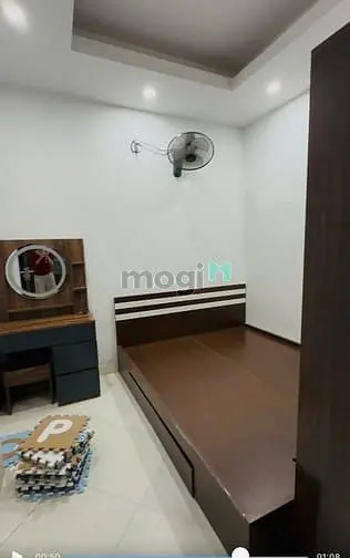 Tôi Bán Ccmn Giáp Nhất 50M² 2Pn Full Nt – Sổ Đỏ Thang Máy, Ô Tô Đỗ Cửa