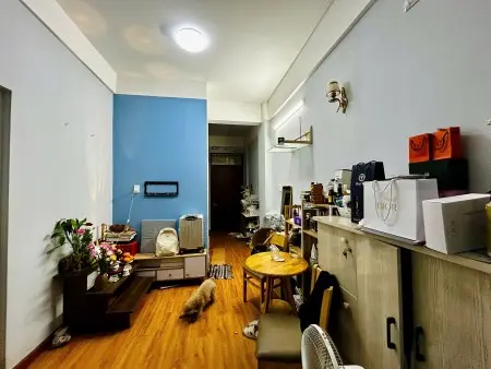 Cho Thuê Căn Hộ Cc B1 Trường Sa, Thoáng Mát, Gần Trung Tâm