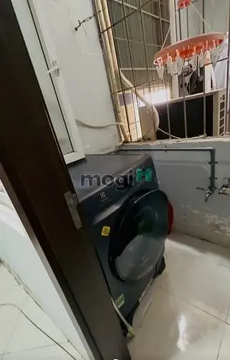 Tôi Bán Ccmn Giáp Nhất 50M² 2Pn Full Nt – Sổ Đỏ Thang Máy, Ô Tô Đỗ Cửa
