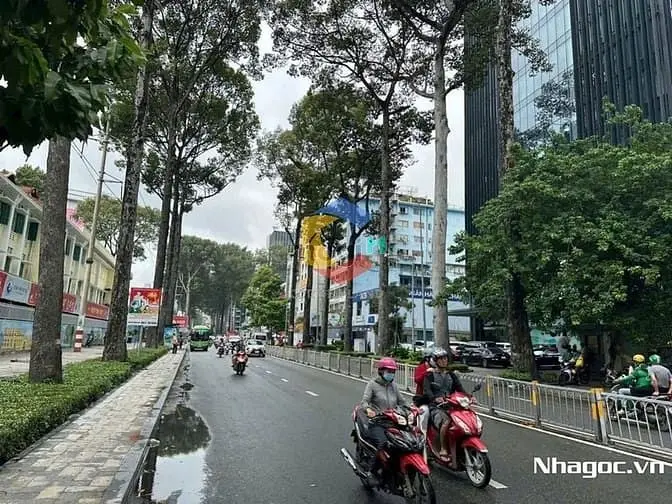 Cho Thuê Mb 440 Nguyễn Thị Minh Khai, Ngang 20M, Dt 600M2 Trống Suốt