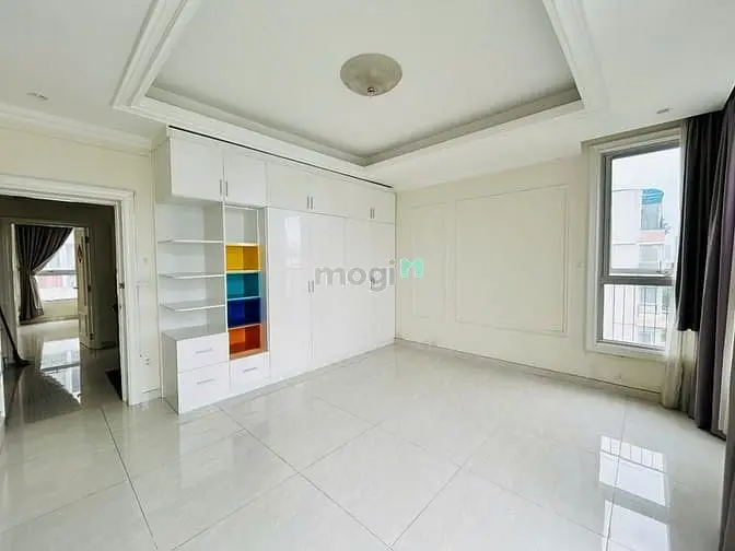 Bán Nhanh Căn Penthouse Star Hill Giá Tốt Nhất Hiện Tại