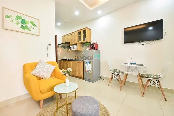 Cho Thuê Căn Hộ Balcon Cực Thoáng_Bùi Viện_Chợ Bến Thành_Trần Hưng Đạo