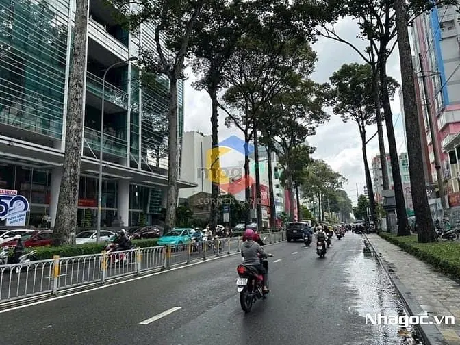 Cho Thuê Mb 440 Nguyễn Thị Minh Khai, Ngang 20M, Dt 600M2 Trống Suốt
