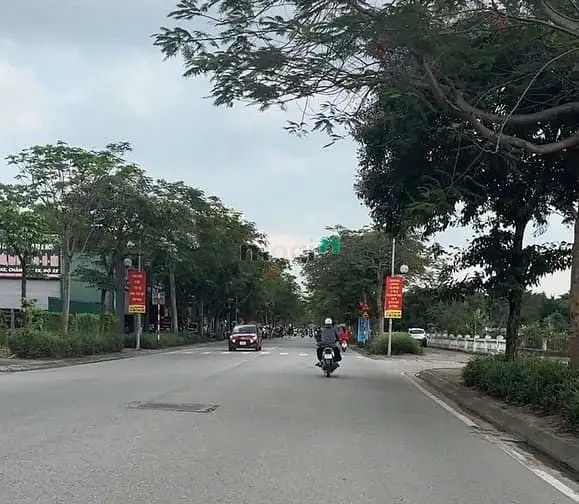140M - Sẵn Dòng Tiền - Nở Hậu - Cạnh Trường Học - Ô Tô Thông - Gần Hồ