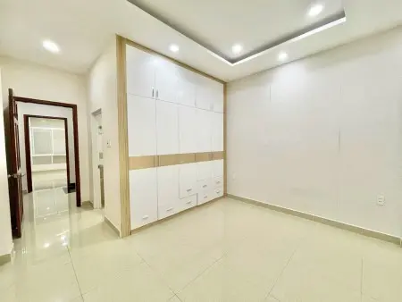 Cho Thuê Nguyên Căn Hẻm Xe Tải Đối Diện Vạn Phúc City 520/2 Quốc Lộ 13 Chính Chủ
