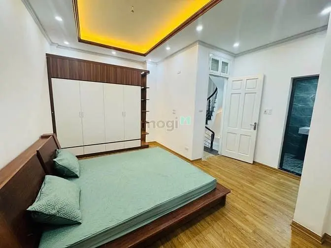 Nhà Đẹp Tân Mai Hoàng Mai 50M 5 Tầng Mới Keeg Nhỉnh 8 Tỷ