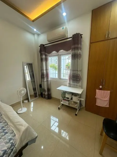 Cho Thuê Phòng Studio - Phòng Cửa Sổ Thoáng Mát - Ngay Nguyễn Hữu Cảnh - Gần Cầu Sg