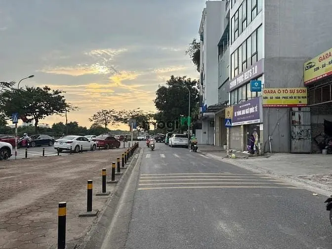 Tòa Nhà Mặt Phố - 6 Làn Xe - 190M - Vỉa Hè Kinh Doanh - Dòng Tiền