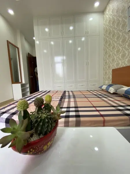 Cho Thuê Căn Hộ Ban Công Thoáng Gần Hàng Xanh, Đường Ung Văn Khiêm, Quận Bình Thạnh