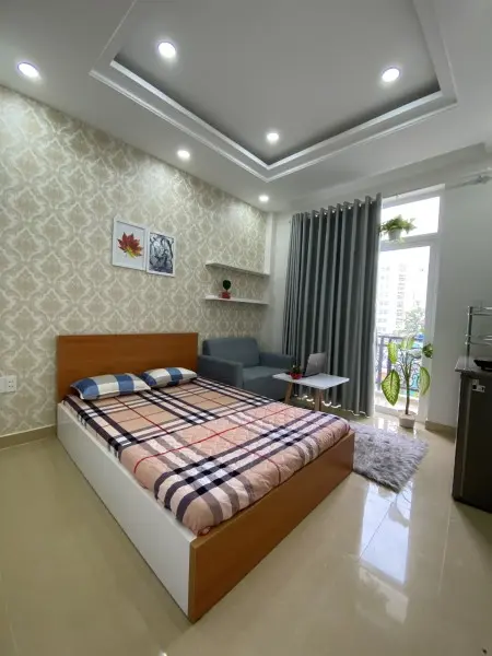Cho Thuê Căn Hộ Ban Công Thoáng Gần Hàng Xanh, Đường Ung Văn Khiêm, Quận Bình Thạnh