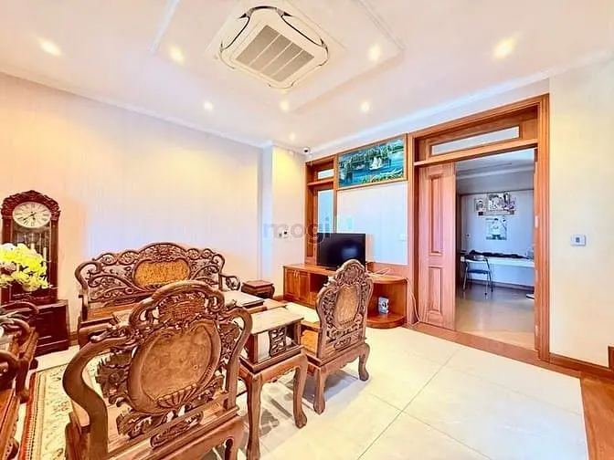 Biệt Thự Mặt Tiền Đường 30M Quận Tân Bình, 160M2, 6 Tầng Thang Máy