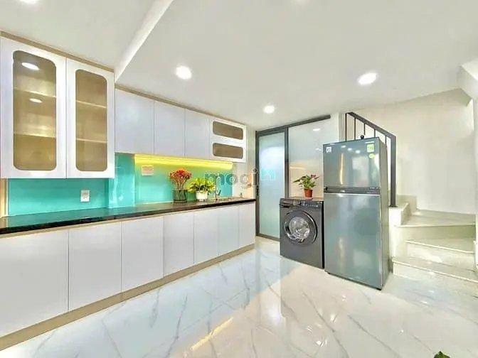 [ 3.38 Tỷ] Nhà 3 Tầng - Hẻm Xe Hơi Đậu Cửa - Có Sân Để 4,5 Xe Máy - Kh