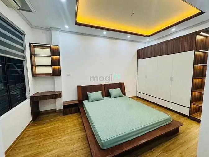 Nhà Đẹp Tân Mai Hoàng Mai 50M 5 Tầng Mới Keeg Nhỉnh 8 Tỷ