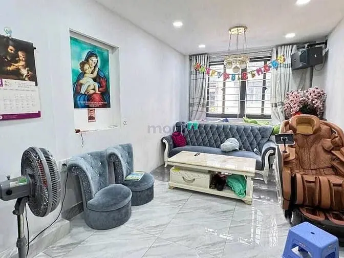 Hxh Ngủ Nhà - Ngô Quyền - Trung Tâm Q10 10M Ra Mặt Tiền - 4Pn 🏡3,5 X