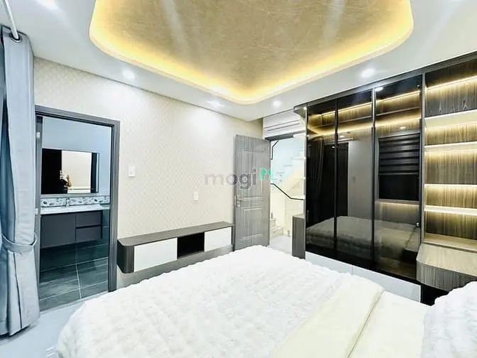Hiếm Nhà Bùi Đình Tuý Q.bình Thạnh 30M2 2Tỷ2 Shr
