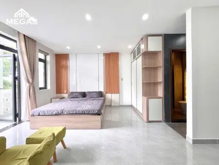 Studio Ngay Nam Kỳ Khởi Nghĩa, Q3 - 4Trx - Mới, Full Nội Thất, Bancol, Quá Rẻ Luôn Nè