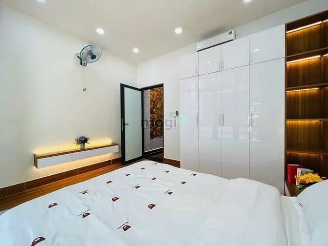 Chốt Ngay Nhà Chế Lan Viên 3,6Mx10,2M 3Pn 4Wc Hẻm Xe Hơi