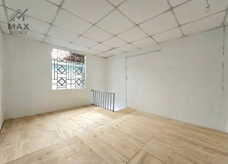 Phòng Mới 1 Trệt 1 Lầu Ngay Chợ Việt Lập Gần Cầu Linh Xuân, Các Trường Đại Học