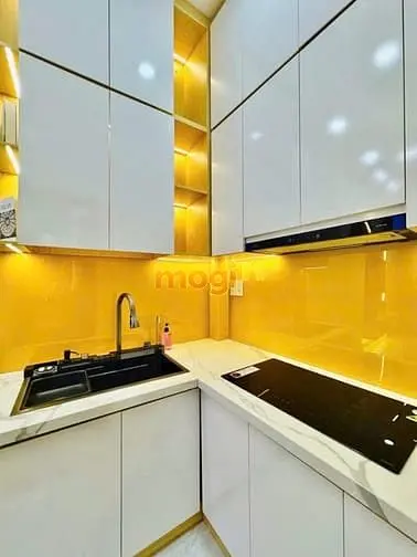 Xô Viết Nghệ Tĩnh Làng Đại Học Bình Thạnh-21M2 2Tỷ Cách Mặt Tiền 30M