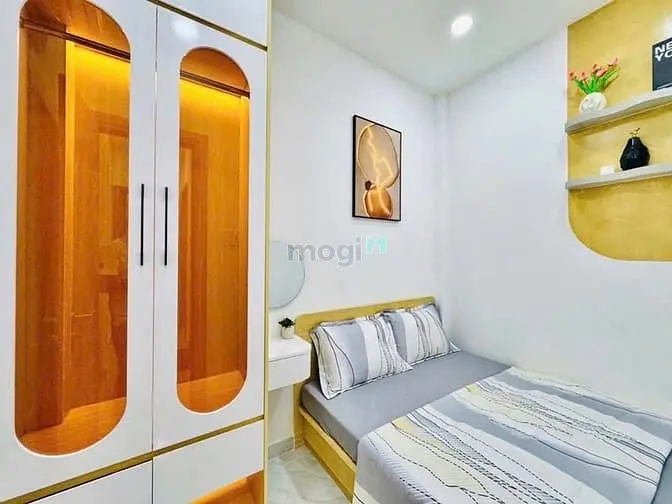 Xô Viết Nghệ Tĩnh Làng Đại Học Bình Thạnh-21M2 2Tỷ Cách Mặt Tiền 30M