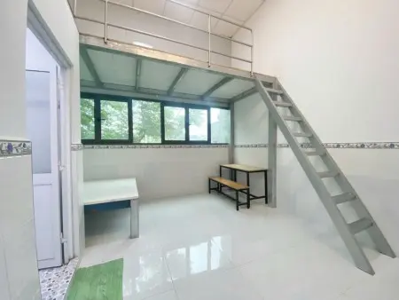 Cho Thuê Phòng Trọ Giá Rẻ Trên Trục Đường Nguyễn Duy Trinh, Gác Cao 2M, Thoáng Mát Sạch Sẽ