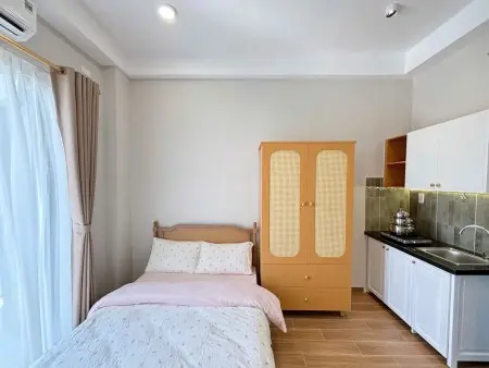 Khai Trương Nhà Xây Mới 100%, Studio Đón Nắng Cửa Sổ Trời Thoáng Tại Tô Hiệu Gần Đầm Sen