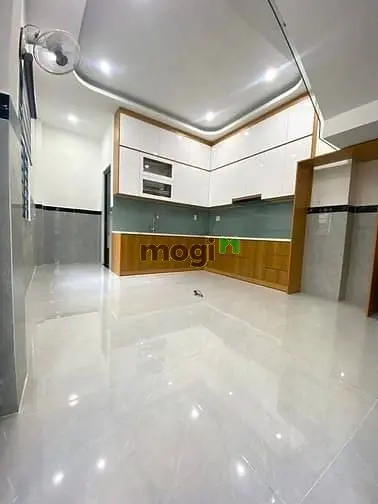 V.ào Là Ở - Tân Bình - Nguyễn Sỹ Sách - 4M X 15M - Nhỉnh 3 Tỷ - Hẻm Xe