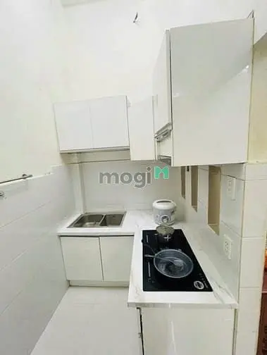 🔥🔥2Tỷ135.X Nhà Trần Hưng Đạo Q.5- Ngang 4M5- 4 Tầng Btct- Sát Mt 📞I