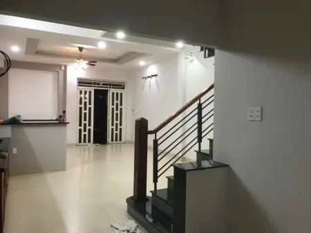 Nhà Nguyên Căn Q3 – 5Pn – Hxh Phù Hợp Chuỗi/ Spa / Studio / Chdv…Chỉ 900K/ Ngày Cho 168M2.