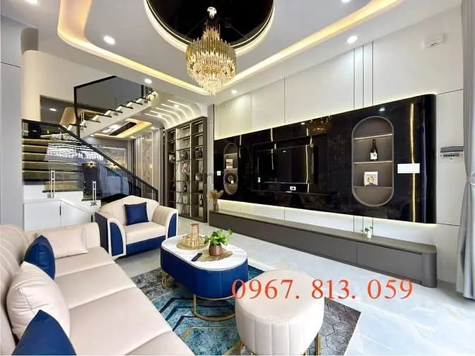 Nhà Mặt Tiền Đường Thạnh Xuân 31, Dt:4X20M, Trệt, 3 Lầu, 4Pn, Sân Ô To