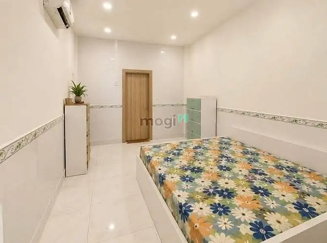 Nhà 2 Tầng Btct _ Dt 88M2 _ Ngay Ngã Tư Hàng Xanh _ Bạch Đằng Bình Thạ