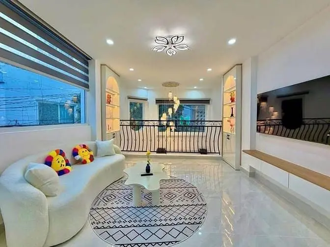 Huỳnh Văn Bánh Phú Nhuận- 2Tỷ610 29M2- Nội Thất Hiện Đại Sang Trọng