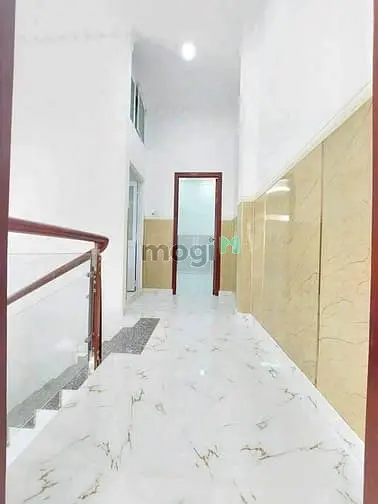 Bán Nhà Trung Tâm Q. Phú Nhuận 5,2Mx11M 4Pn 5Wc Hẻm Xe Hơi