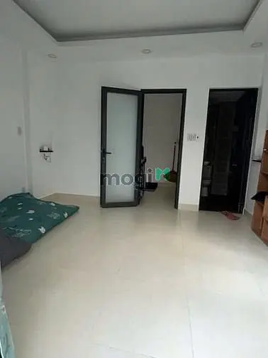 Lên Văn Sĩ Q3- Thuận Tiện Di Chuyển- 3Tỷ300 24M2- Hẻm Thông Thoáng
