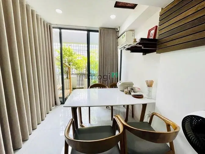 📍Nguyễn Thiện Thuật • P2 • Q3 💰 5 Tỷ 275 ( Tl ) 📐Dt ( 3.55X9M )