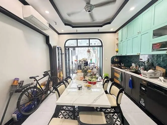 Nhà Hxh - Nguyễn Kiệm - Công Viên Gia Định - Gần Sân Bay - 75M2