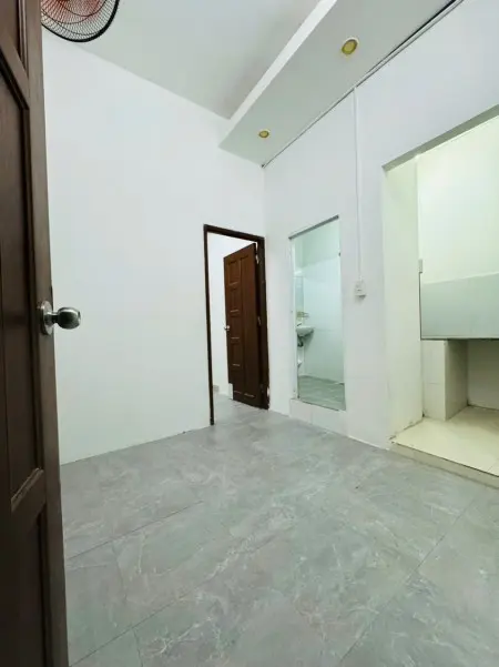 Studio 1Pn Riêng Máy Lạnh, Tách Bếp Rất Đẹp, 14/10A Đ.số 53 Q. Gò Vấp Lh 0944 39 79 69