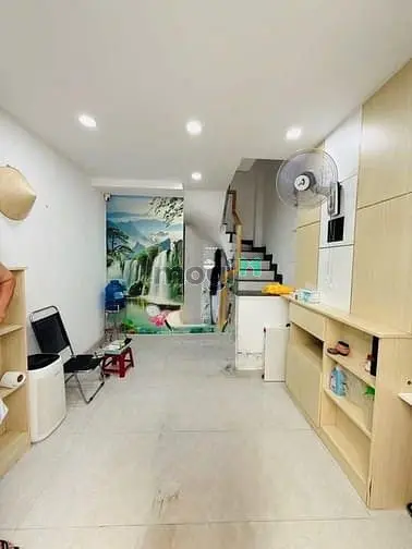 Ngay Khu Sầm Uất Vạn Kiếp- 2Tỷ360 Btct 30M2-Đầy Đủ Tiện Ích-Đừng Bỏ Lỡ