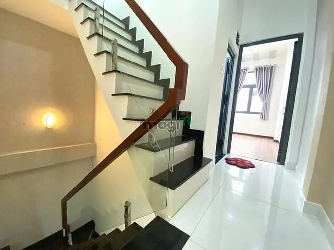 Ngộp- Phan Văn Trị, Giáp Emart Gò Vấp Vị Trí Tiện Lợi, 3Tỷ780 54M2