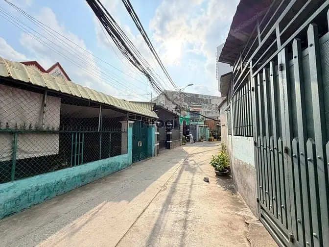 Bán Nhà Quận 2 Gần Chợ Cây Xoài Căn Góc. Mặt Tiền3Pn Đủ Công Năng