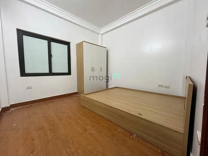 Nhà Phố Cầu Giấy–Ngõ Rộng Thoáng- 5 Tầng– Chờ Thang Máy -Giá Hời
