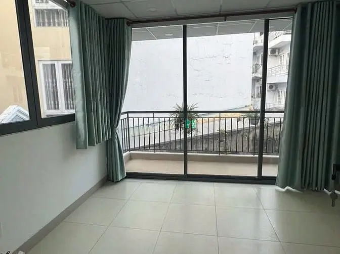 Lên Văn Sĩ Q3- Thuận Tiện Di Chuyển- 3Tỷ300 24M2- Hẻm Thông Thoáng