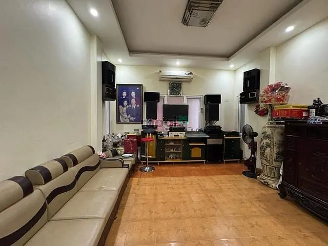 Bán Nhanh Nhà Ngõ Giải Phóng, Giá 10.8 Tỷ, 28M2X3T, Ở Luôn, Ảnh Thật
