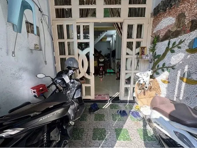 Lê Quang Định, 50M2, 2 Tầng, Hẻm Ô Tô 6M Thông, Chỉ 6 Tỷ 99 Tl