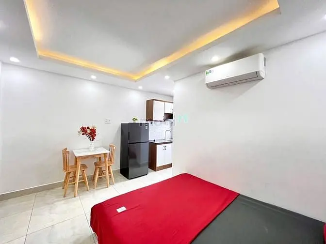 Phòng Đẹp Đón Nắng, Tiện Nghi Ngay Coopmart Nguyễn Kiệm