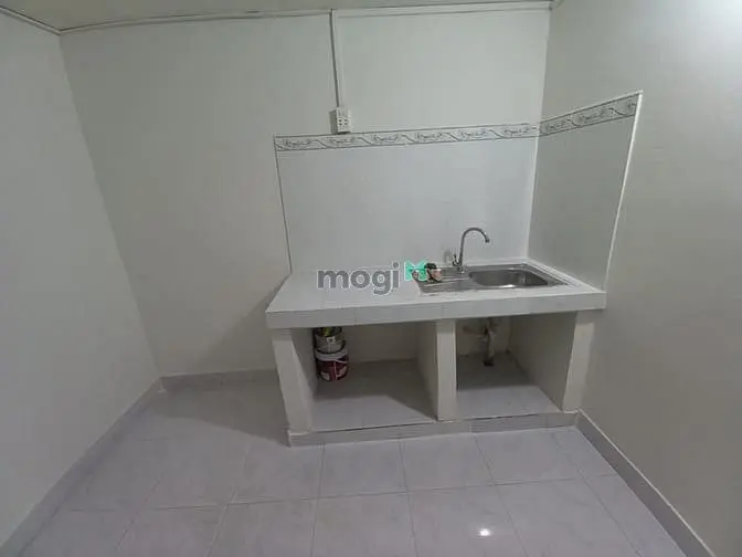 Cần Cho Thuê Nhà 1 Trệt 1 Lửng Mặt Tiền Sầm Uất Ung Văn Khiêm, B.thạnh